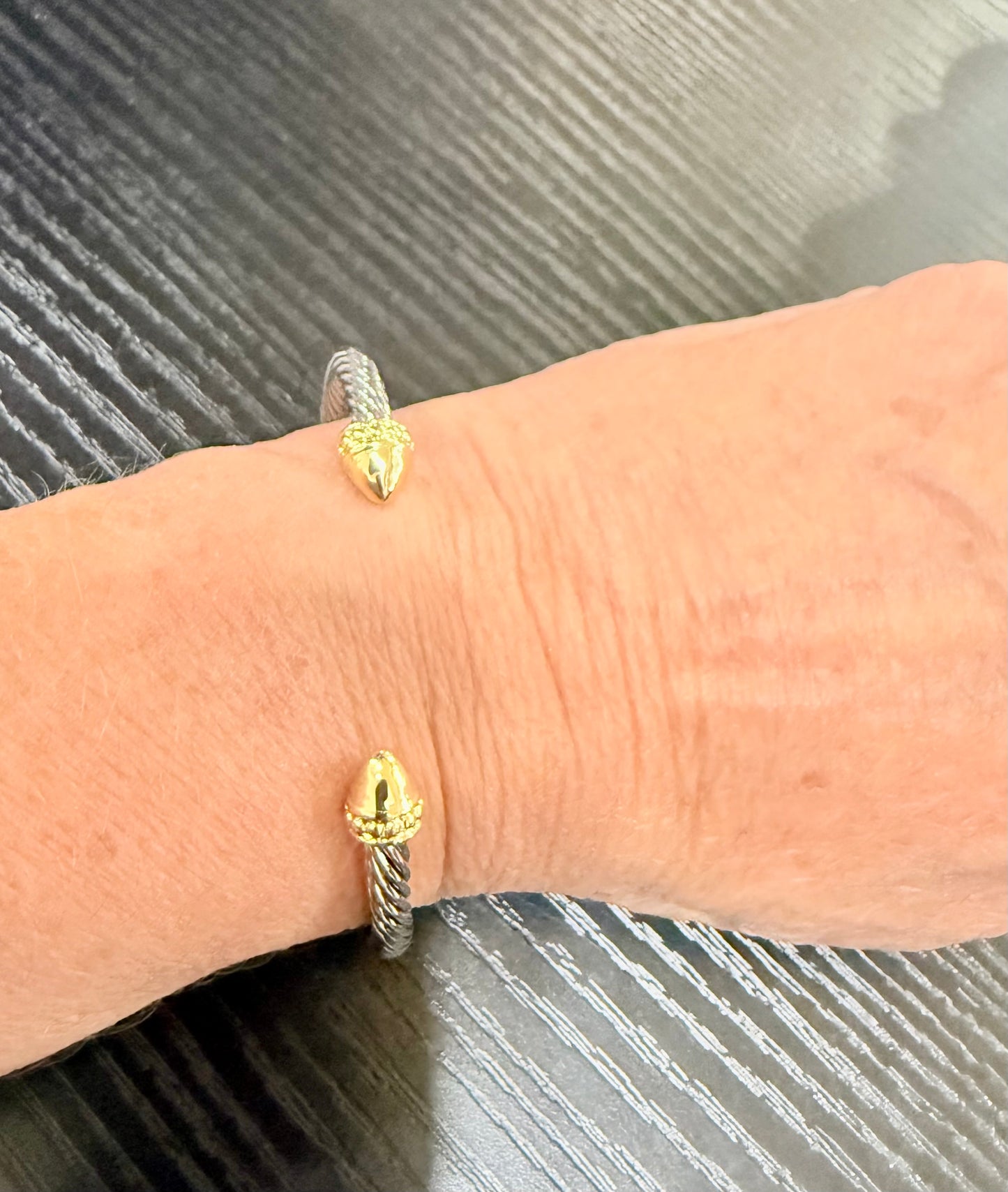 Designer-Inspired Two-Tone Cable Bracelet with Gold End Caps – La Tour Salon of Paris