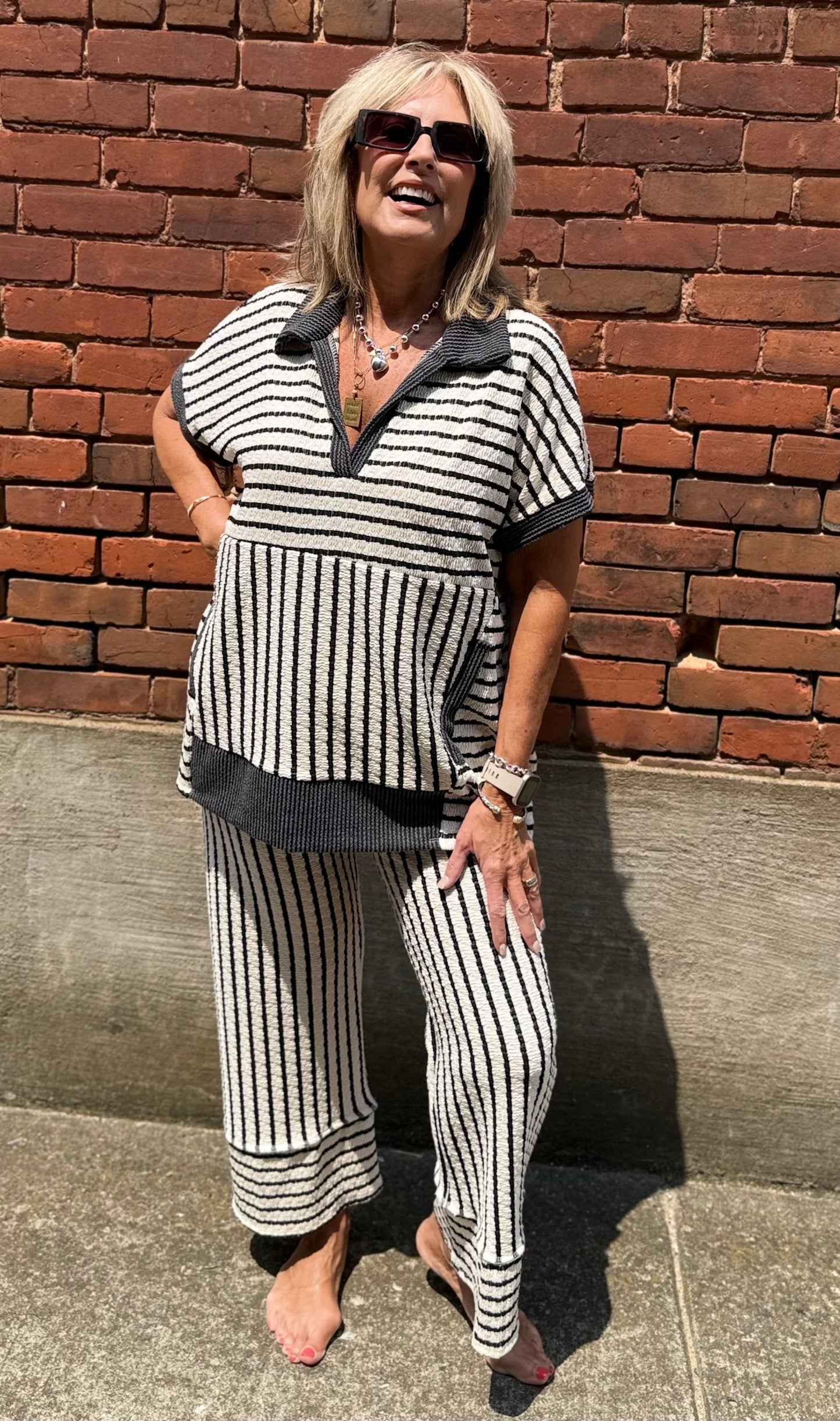 Heimish Cream\Black Capri Shirt SET EP6854-10