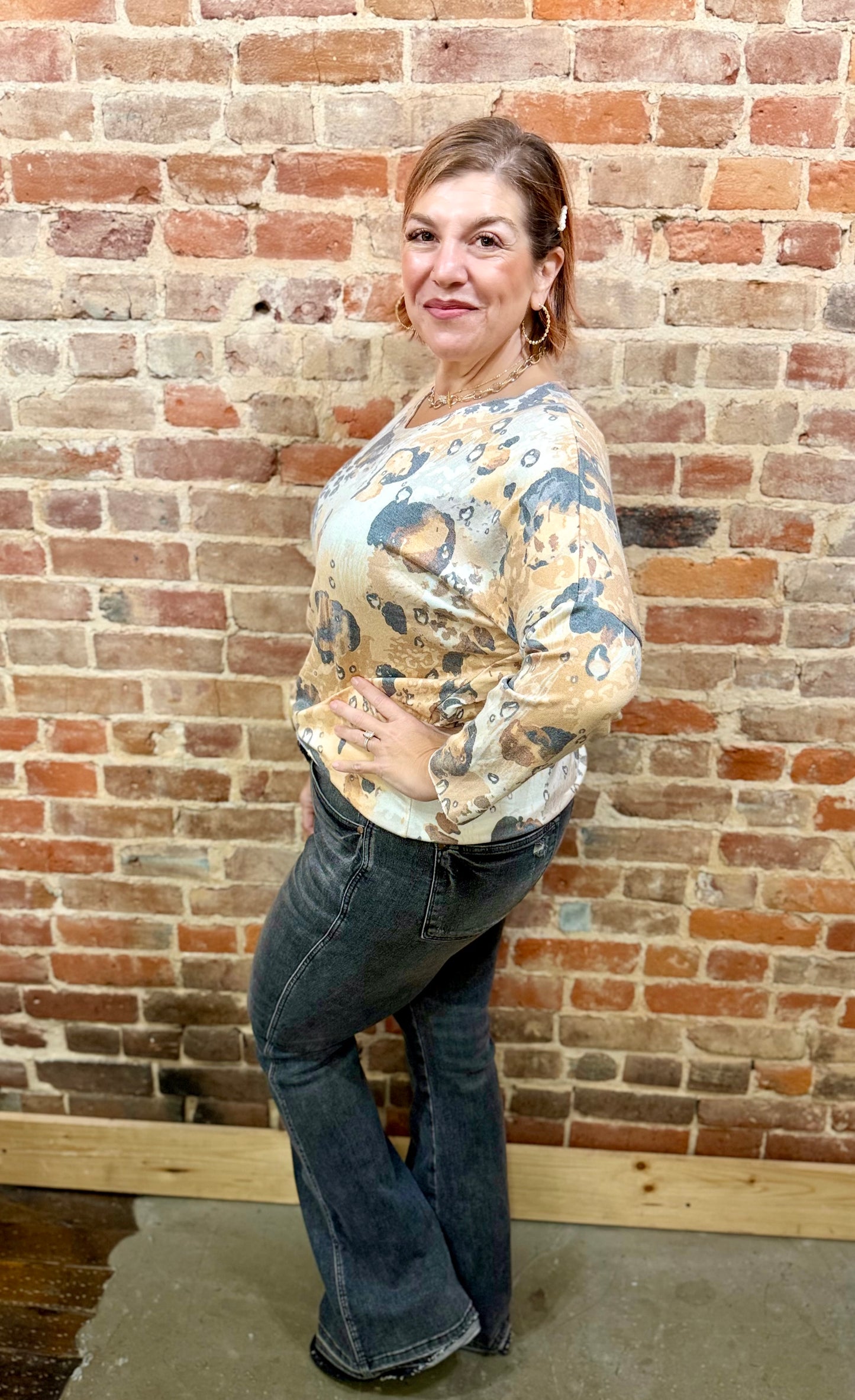 Yolly Cream & Taupe Abstract Leopard Sweater PM017 – La Tour Salon of Paris