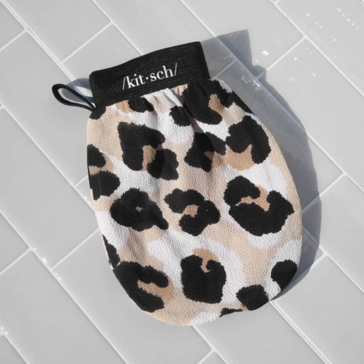 Kitsch Eco-Friendly Exfoliating Glove – La Tour Salon of Paris