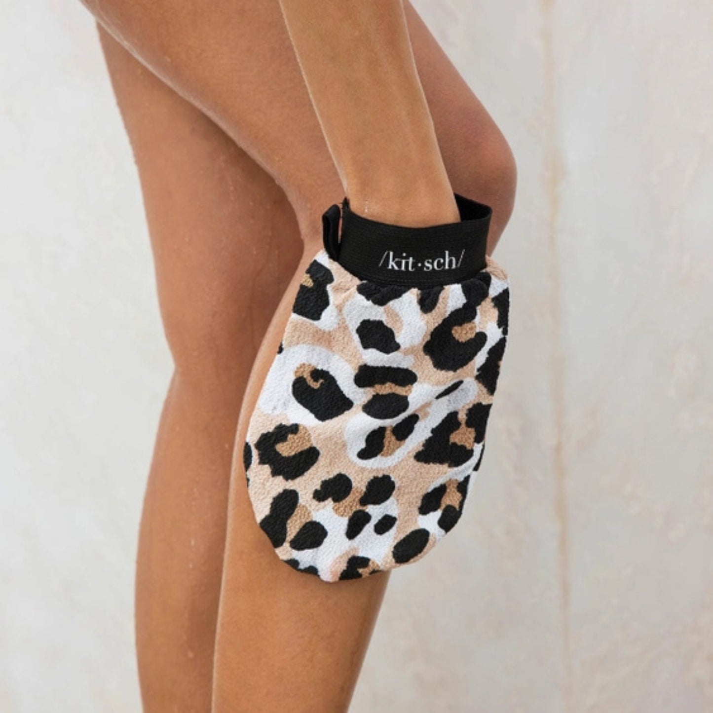 Kitsch Eco-Friendly Exfoliating Glove – La Tour Salon of Paris